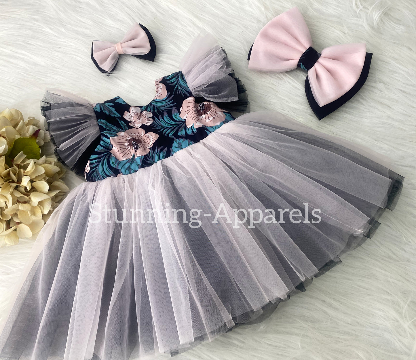 Cute Flower Printed With Peach and Black Combination Casual Dress