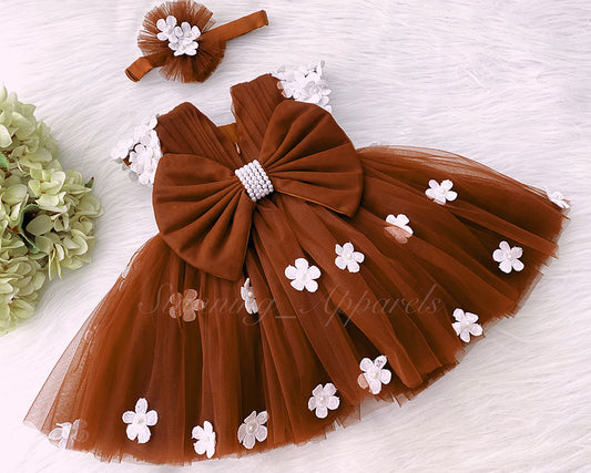 Cute White Flower Work Cape Sleeves Iron Rust Frock