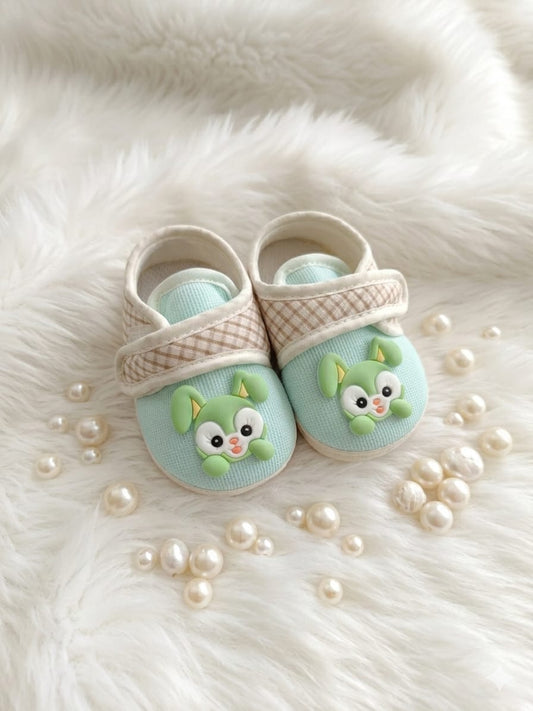Cute and stylish Baby shoe  set (0- 9 month )