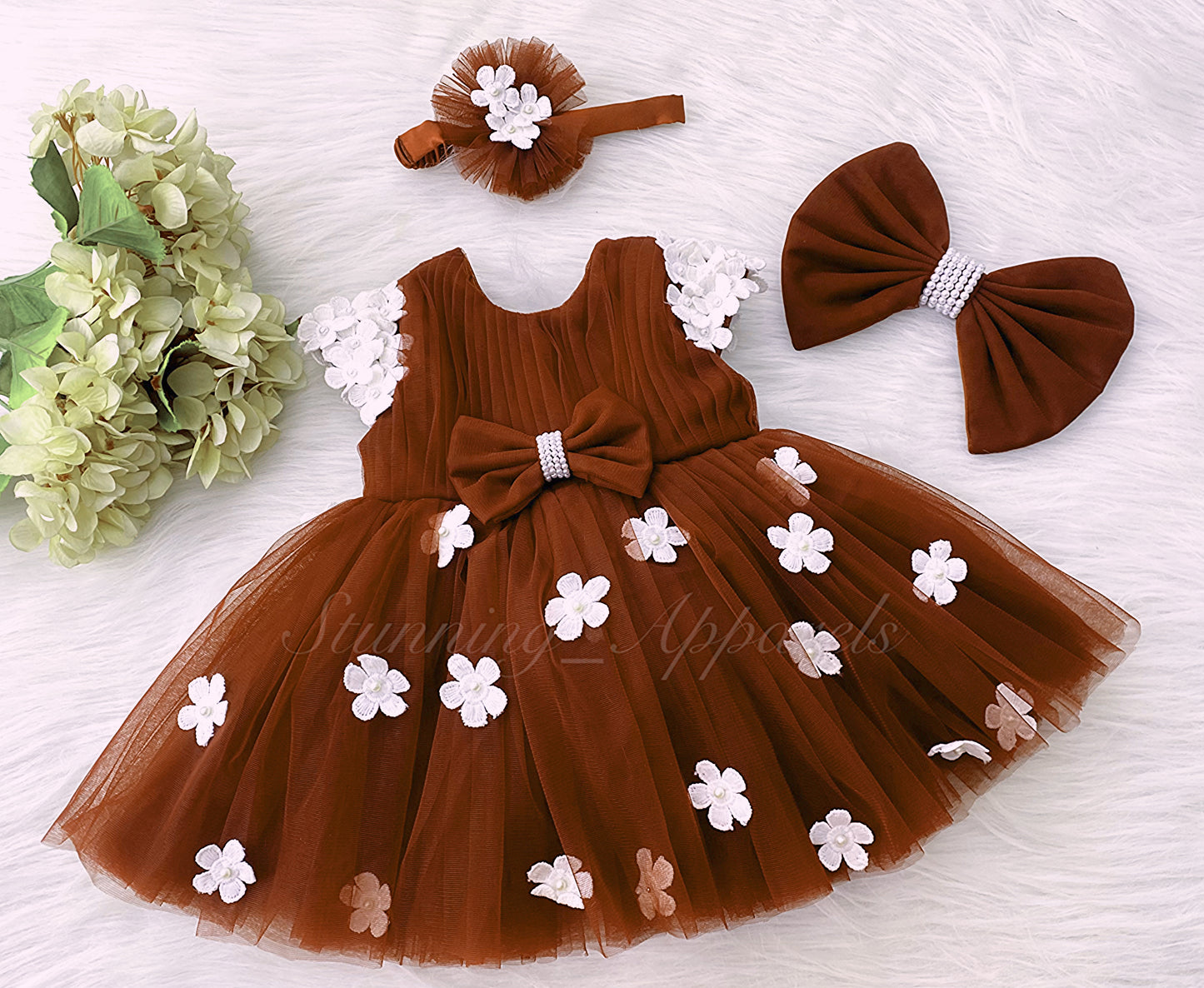 Cute White Flower Work Cape Sleeves Iron Rust Frock